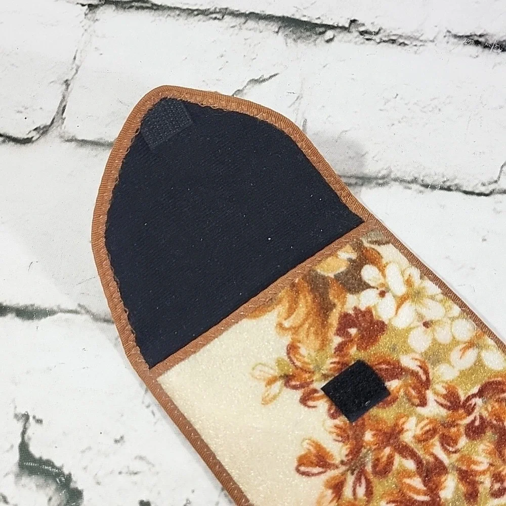 Vintage Cushioned Eyeglass Or Phone Case Autumn Harvest Floral Plush Pocket